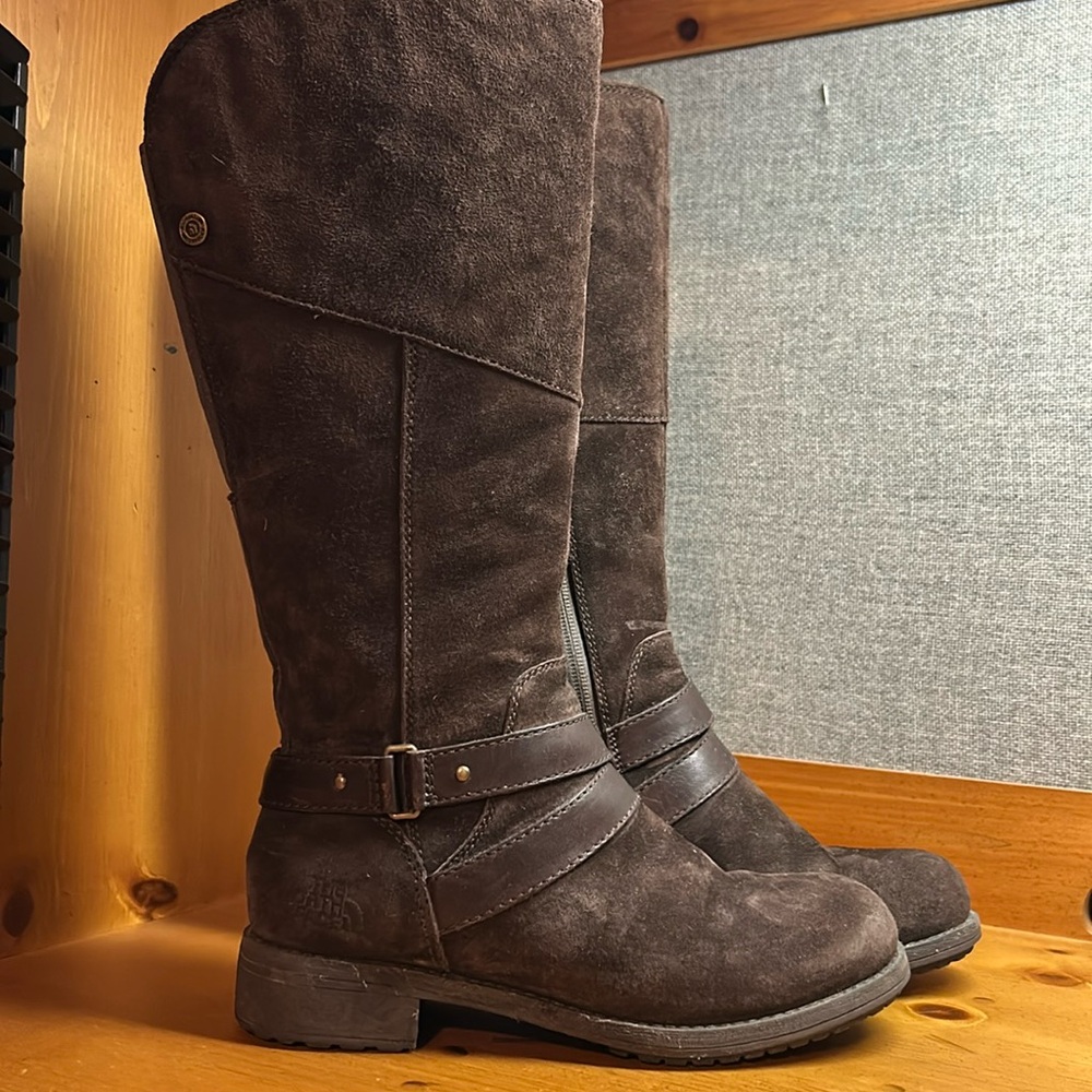 The North Face Dark Women’s Bridgeton Suede/Leather Boot